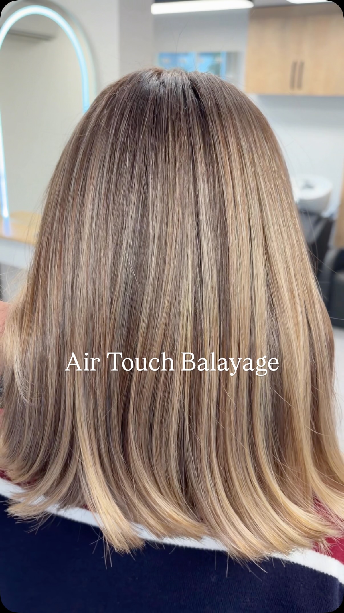 Eski görüntüye veda 👋
Air Touch ile saçlara doğal hareket ve ışık kattık.
#alsancak #konak #umutdemironline